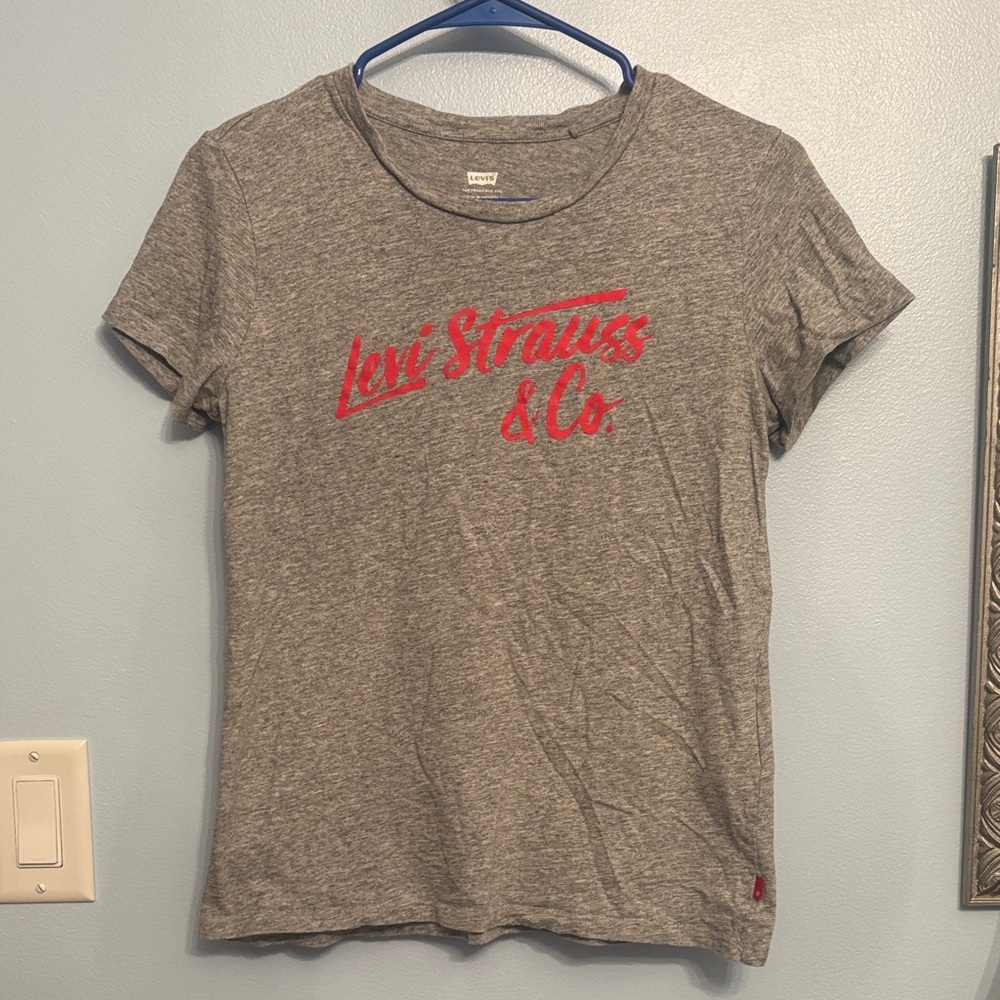 Levi's Heather Gray Tee with Red Logo